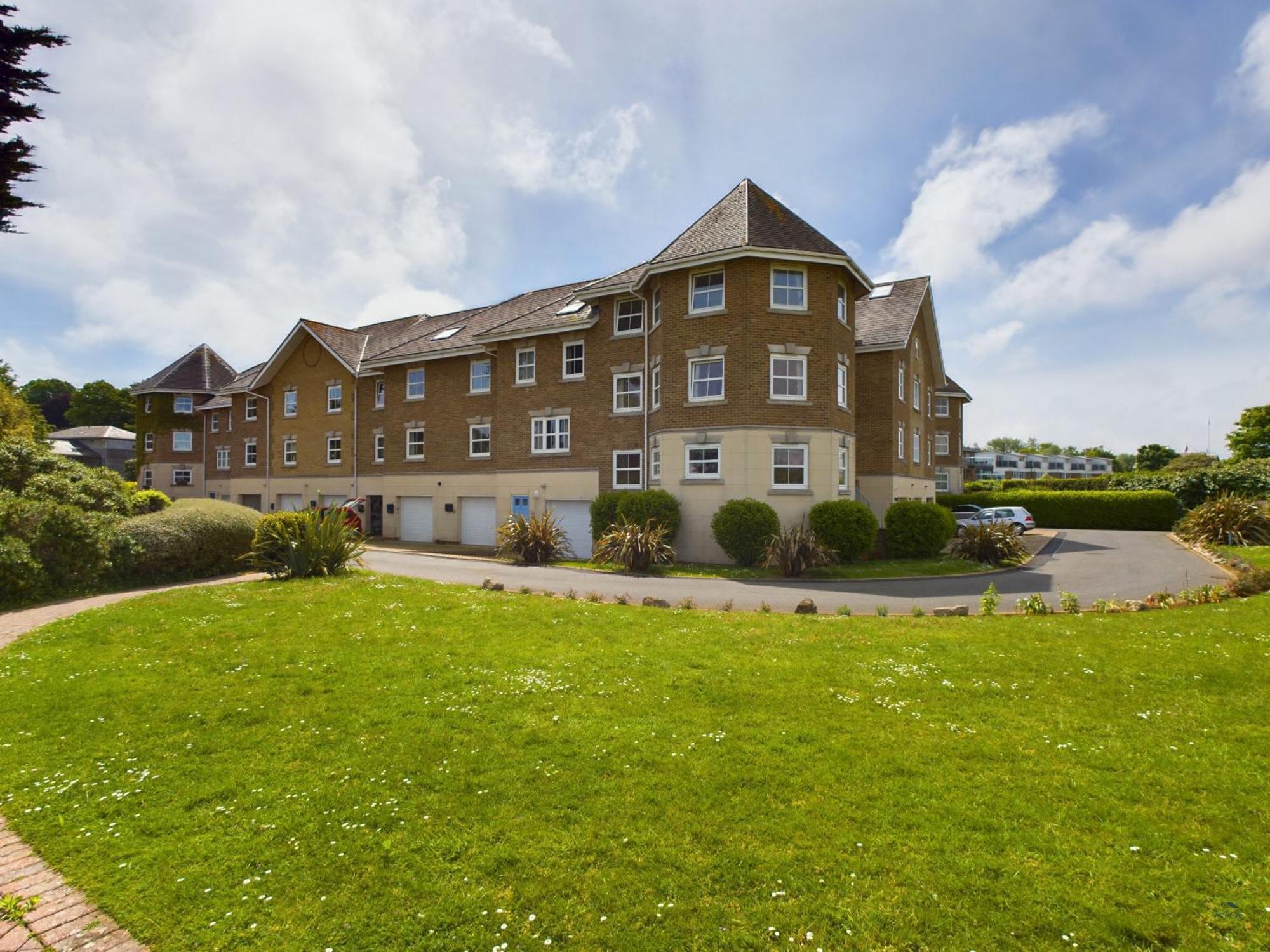 12A Solent Landing Direct Beach Access Бембридж Екстериор снимка
