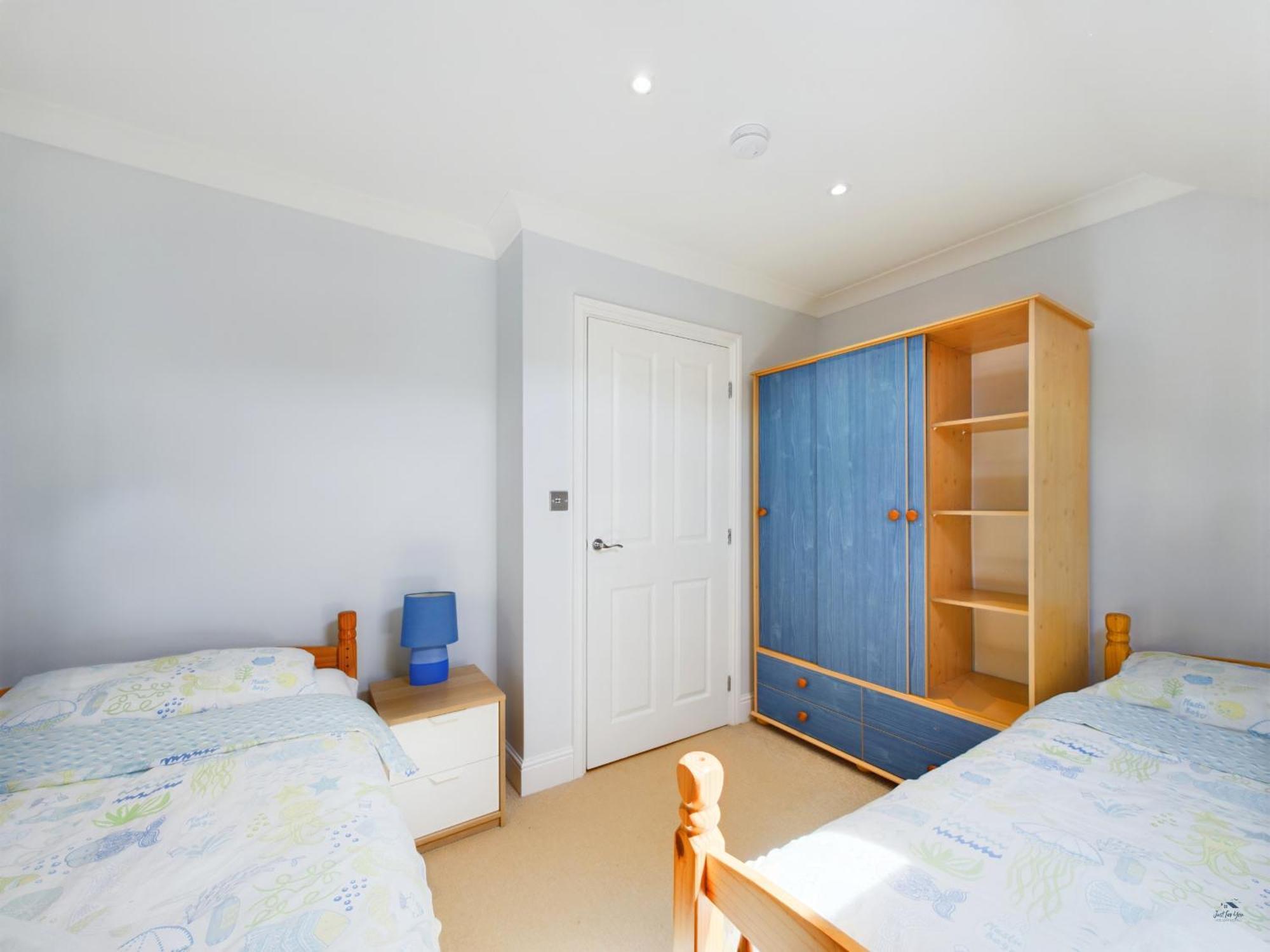 12A Solent Landing Direct Beach Access Бембридж Екстериор снимка