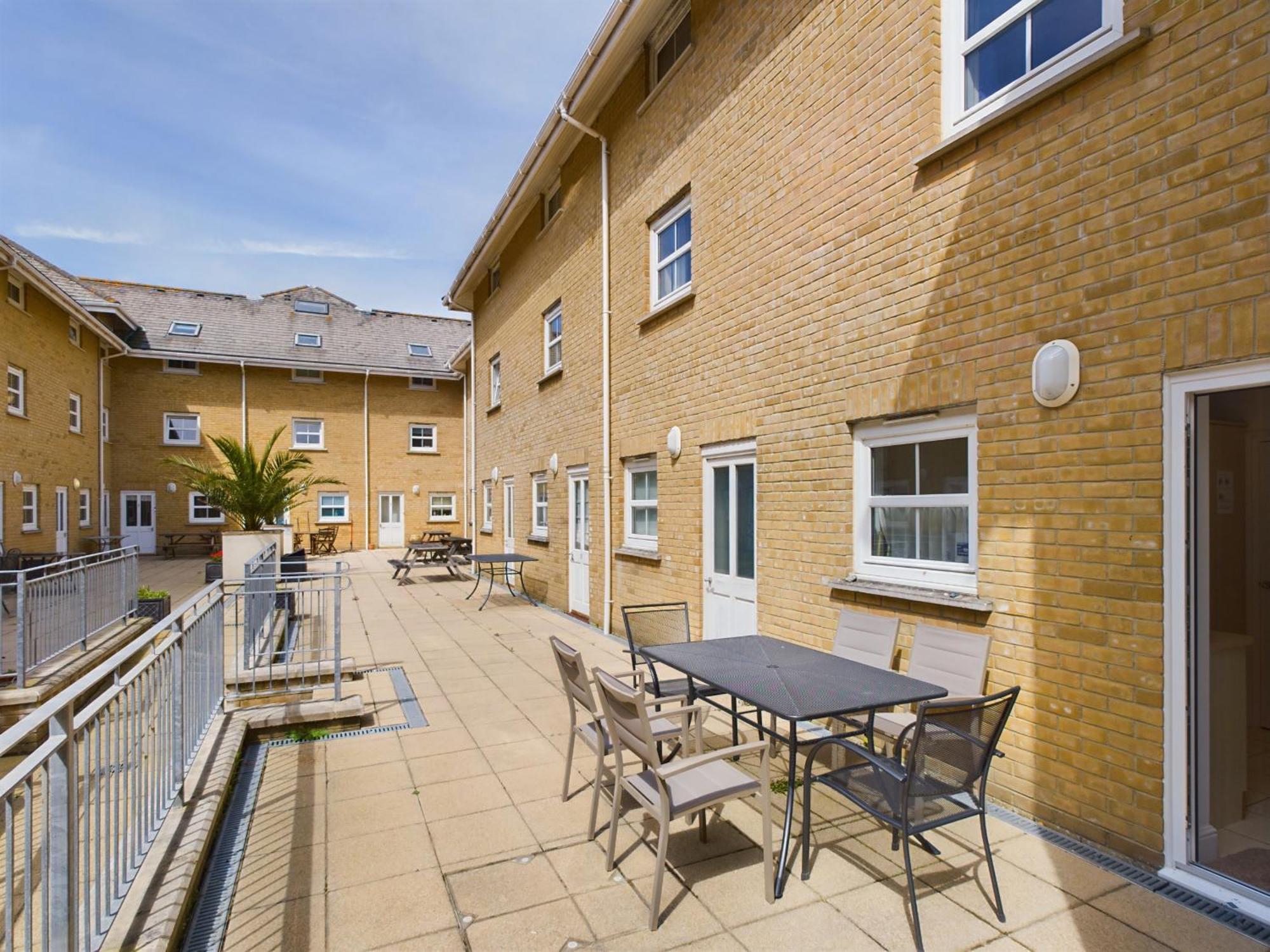 12A Solent Landing Direct Beach Access Бембридж Екстериор снимка